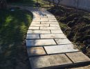 Realizzazione vialetti in pietra